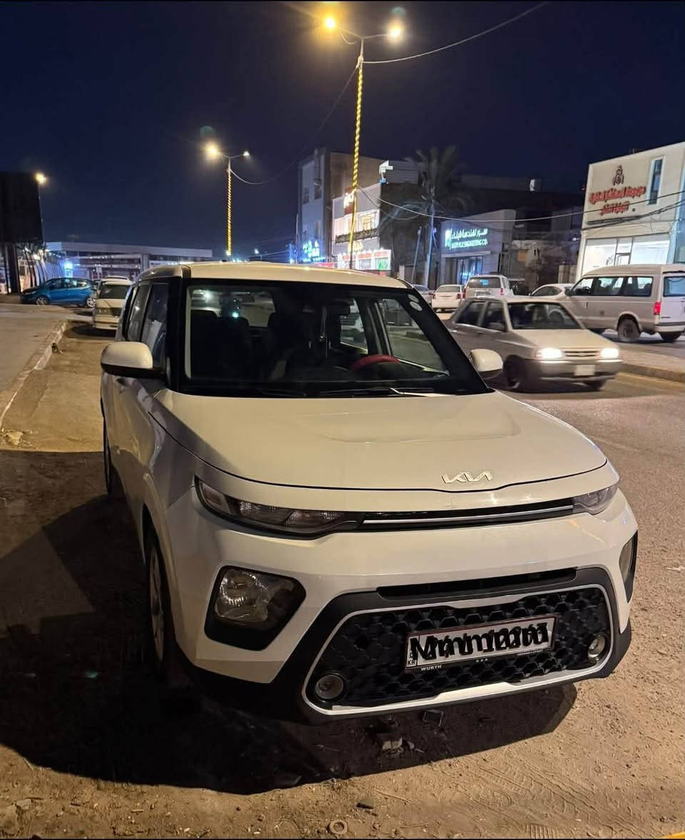 كيا صول موديل ٢٠٢٢
رقم دهوك وكاله او مداور 

وارد امريكي حادثها جانبي 

ماشيه ٧٧ قابل للزياده 

محرك ٢٠٠٠ دوش 

مواصفات 

تحكم سترن 

كامرا شاشه 

مانع انزلاق 

رادار امامي جانبي خلفي 

تحديد مسار 

نقطه عمياء 

اوتو ستوب 

وضعيات قياده 

مابيها اي نقص جاهزه 

مكانها ديوانيه

السعر ١٢٥ $ وبيها مجال 

للاستفسار خاص 

او ع الرقم ***********

نص مكتوب في الصور:
- Mmmm
