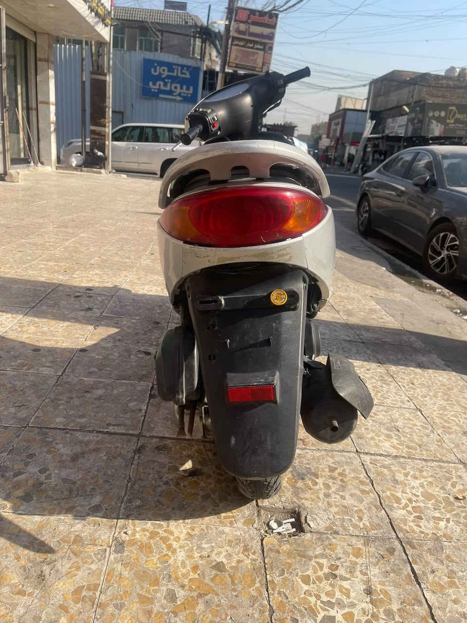 بريز للبيع العنوان بغداد /الشعب 

السعر ٦٠٠ 
***********
