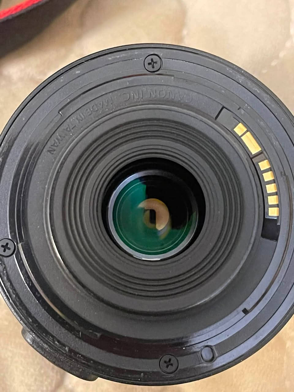 📸 Canon 2000D للبيع
الكاميرا نظيفة كلش وحالتها ممتازة وما بيها لا خدوش ولا ضربات

العدسة 18-55 نظيفة وما بيها غبار وحتى داخل الكاميرا نظيف

كل أغراضها الأصلية موجودة:

* البطارية الأصلية

* الشاحن الأصلي

* غطاء الكاميرا

* غطاء العدسة

* الحزام ما مستعمل

* الكتيب

* الأكياس

* الكارتونة الأصلية

* ووصل الشراء موجود

الكاميرا مشتريها بس علمود جان عندي مناسبة وأصور بيها وبعدها تقريبًا ما صار عندي استخدام إلها ولهذا حافظت عليها وبقت بهالحالة

تواصل واتساب ***********

