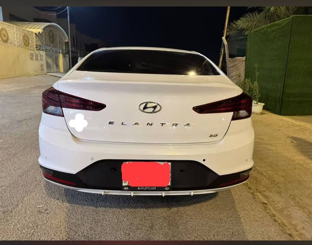 انترا ادوات مديل 20مكفوله من اي شي س50وبيها مجال قليل الاتصال على الرقم ***********
