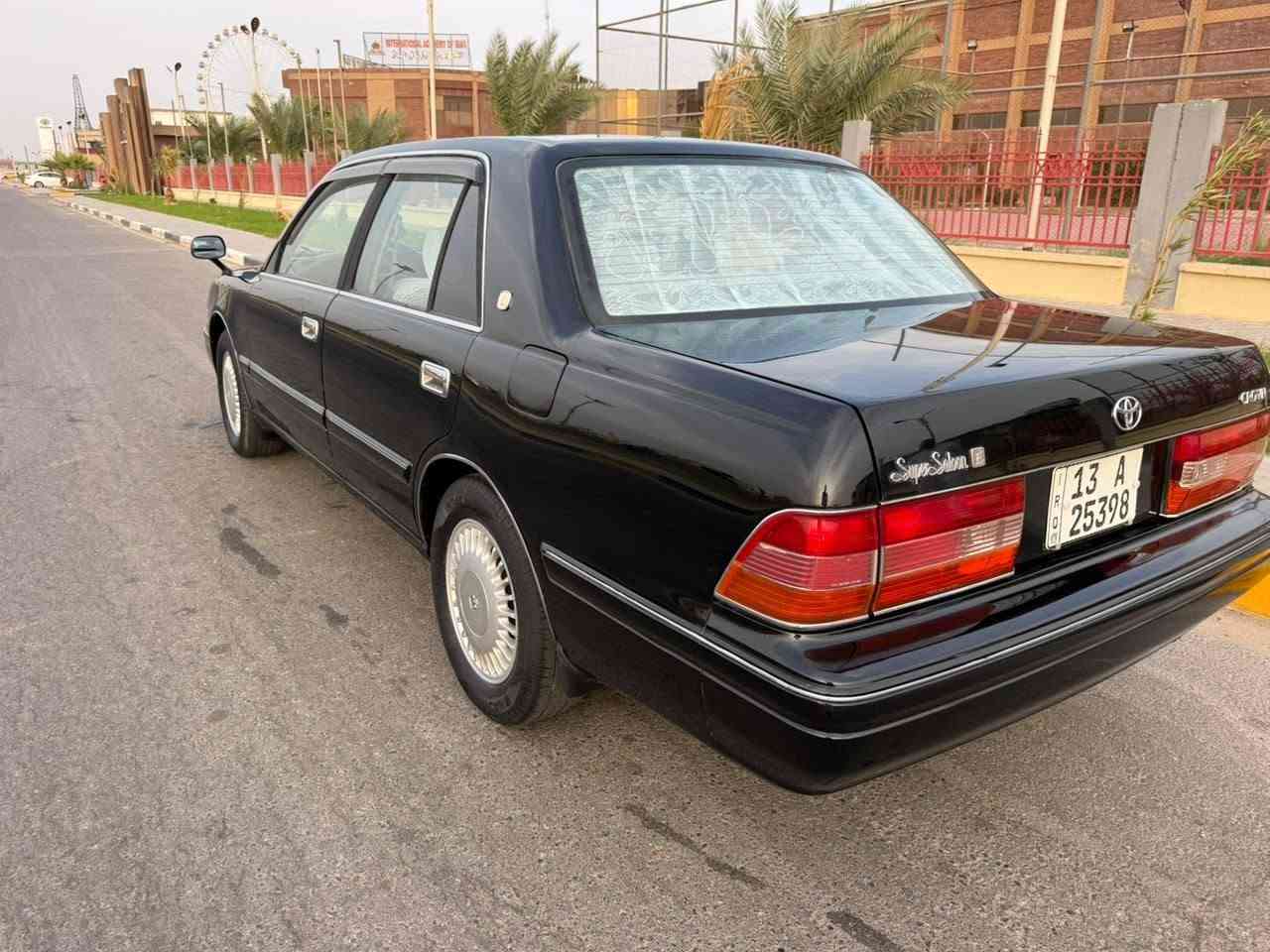 كراون • ٢٠٠٠ • مكفوله