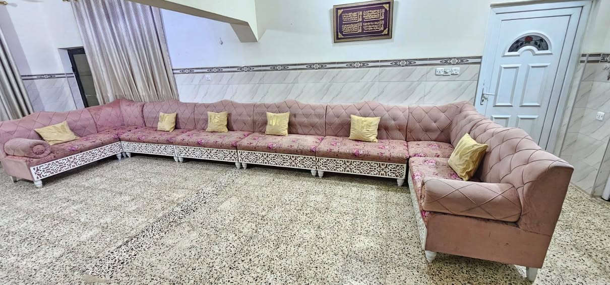 ديوان مستخدم نضيف السعر 450 وبي مجال بسيط للاستفسار على هذا الرقم
***********
