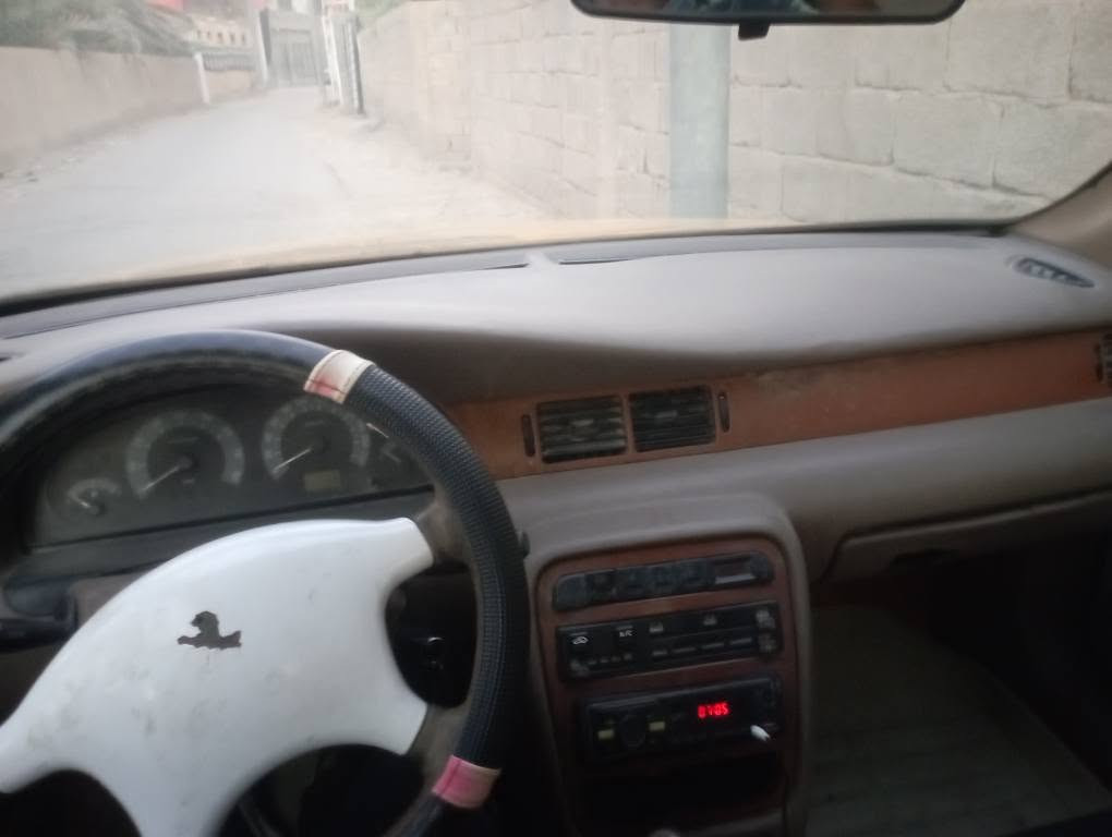 سمند اجره بحاله جيده كير حداده تاير دواخل  بيه صوت بلمكينه من ادوسله قوي لاتبخير ولاتنقيص بيه ملاحضات بصيطه شوف العين احسن السعر ١٥٠٠ العنوان ابي الخصيب دوره ام زباله تليفون *********** البصرة, العراق
