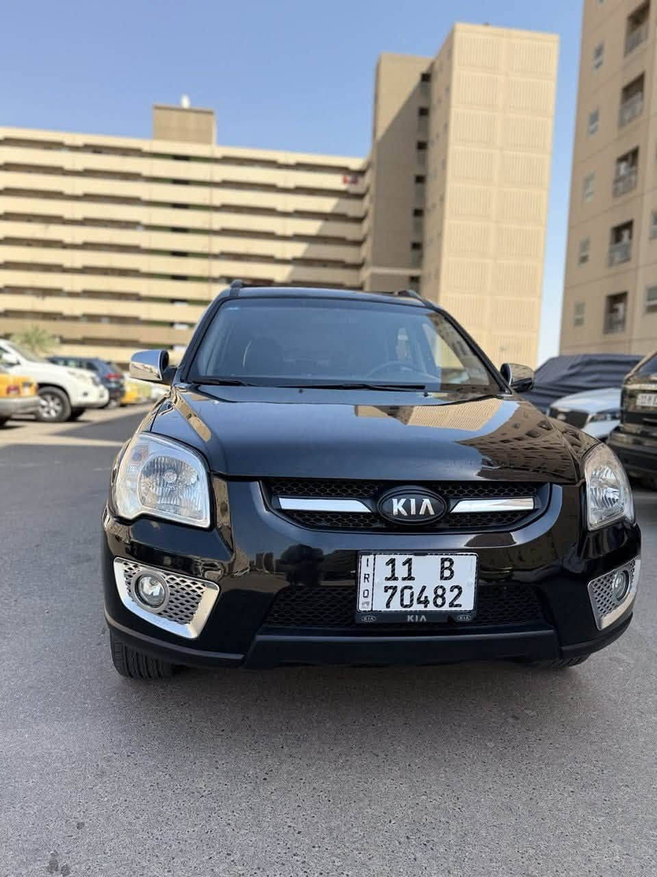 السلام عليكم
سبورتج للبيع او مراوس 

موديل 2009 وارد امريكي بيه صبغ ثلاث قطع 

مكينة كير صدر تخم تاير خير من الله 

تبريد ثلج 
  
مكينه 6 سلندر 2700 

 فول مواصفات  1/1 

تحكم استيرن+شاشه+كاميرا+فتحه+كشنات جلد 

رقم بغداد بأسمي تحويل مباشر

مكان بغداد بسمايه  او  حي اور 

سعر 110 وبيه مجال للاستفسار اتصل ع الرقم 

***********
