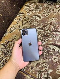 ايفون ١١ برو ماكس • ٢٥٦ • بطارية ١٠٠