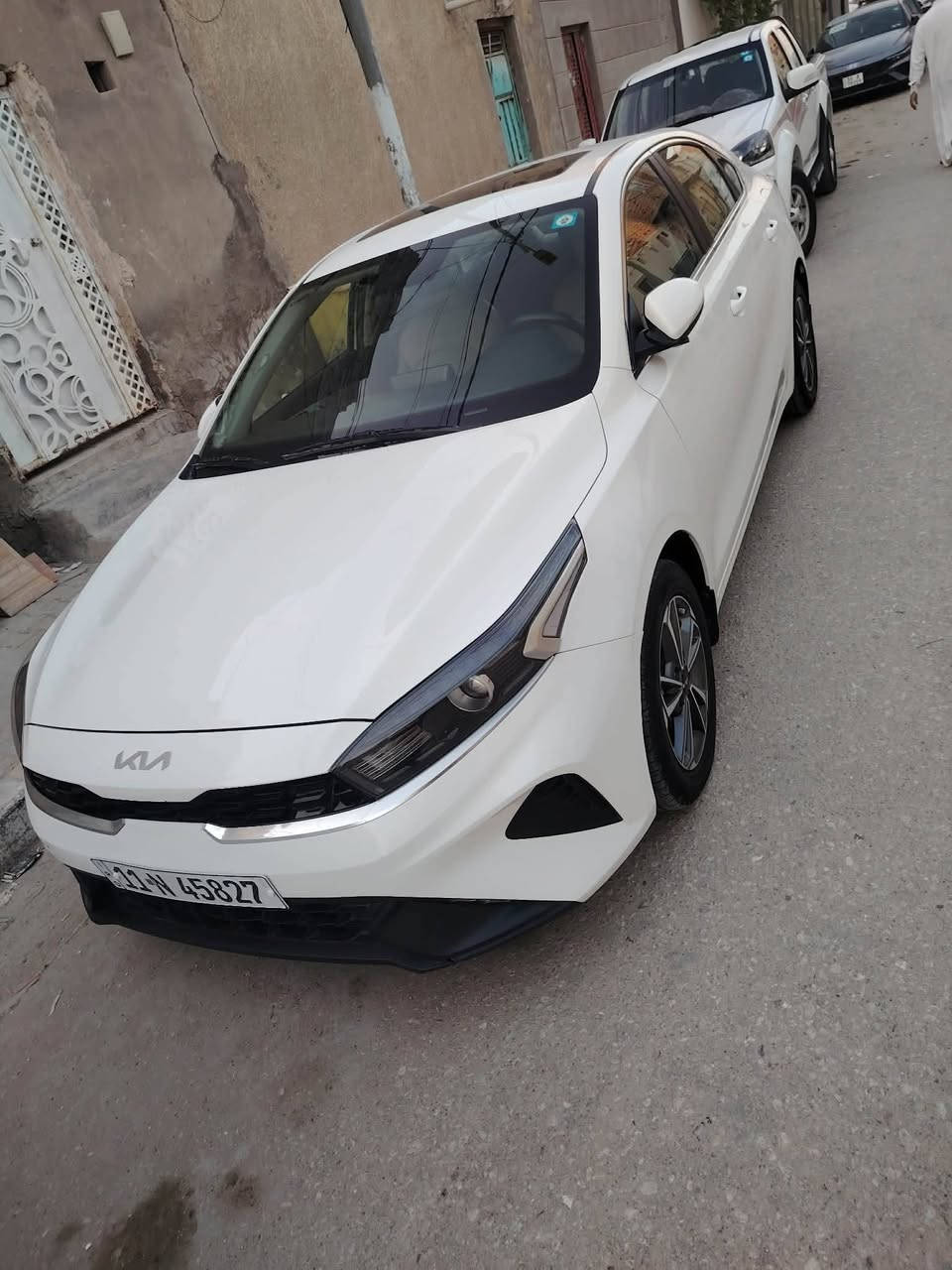 سيراتو ٢٤ فول بغداد باسمي مكينه الفين
ماشية ١١٩ الف
دوشمة جلد
لايت زنون
شاشة كامرة
دواخل لونين
تبريد قطعتين
مكفوله من الصبغ والفتح والتبديل
بارد بسيط فقط
العنوان الحمزة الشرقي
السعر خاص او اتصل ***********
