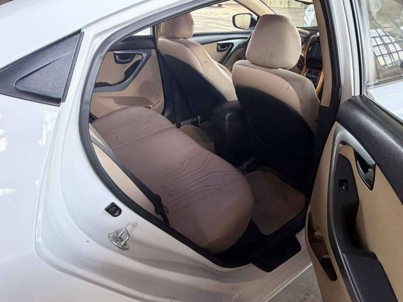 بسم الله الرحمن الرحيم
تحية طيبة .

للبيع او مراوسة 

هونداي النترا خليجية موديل ٢٠١٣ سلايت  رقم اربيل الدولي بدون صبغ فقط تعديل بارد صغير موضح بسونار  سيارة نضيفة حيل  كير اوتوماتك و٤ جامات كهربائي  محرك ١٨ كبير المرغوب شاشة كبيرة وكاميرة خلفية  الدشبول مطعم بصاج اربع اطارات جديدة  تحكمات استيرن  كير + محرك + تبريد بشرط سنوية مجددو لغاية ٢٠٢٨  شرط تحويل وغرامات السونار مرفق مع الصور داخل المنشور 

مكان السيارة / اربيل 
للتواصل / *********** + واتساب + فايبر .
