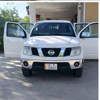 للبيع   نيسان نيفاره 2009 كير عادي  مكان بغداد   07821118985