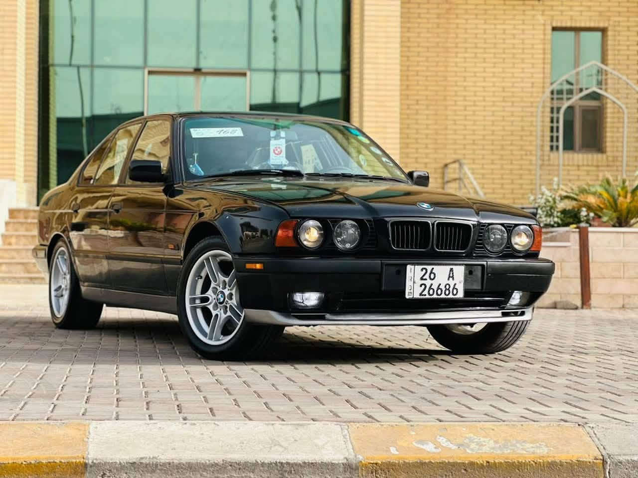 525للبيع موديل 94كير محرك شرط رقم صلاح الدين مشروع وطني بسمي سعر 55وبيها مجال العنوان كركوك ‭***********‬
