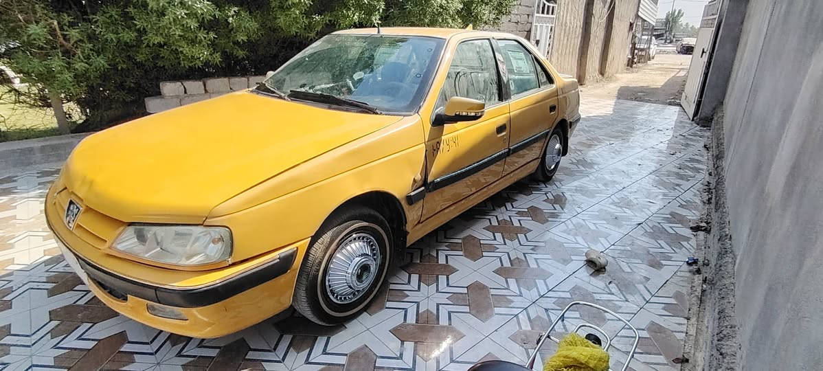بيجو باص للبيع مديل 15مكان بابل السعر 33وبيه مجال الشراي يتصل على الرقم ***********

