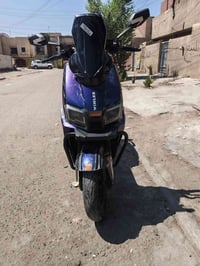 دراجه صاعقة ريان جديده صال سبوعين من منزلها وصل موجود  مواصفات...  1.م...