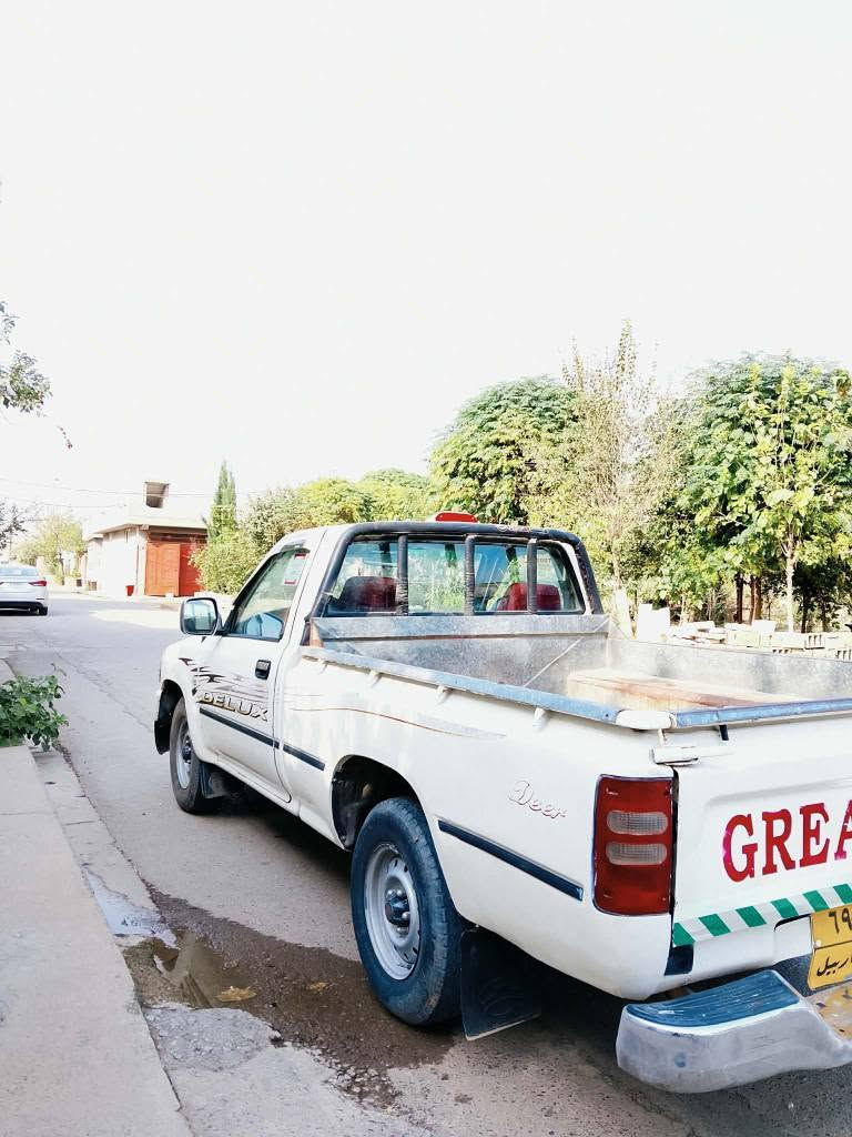 دێر • ٢٠٠٧ • بلا صبغ
