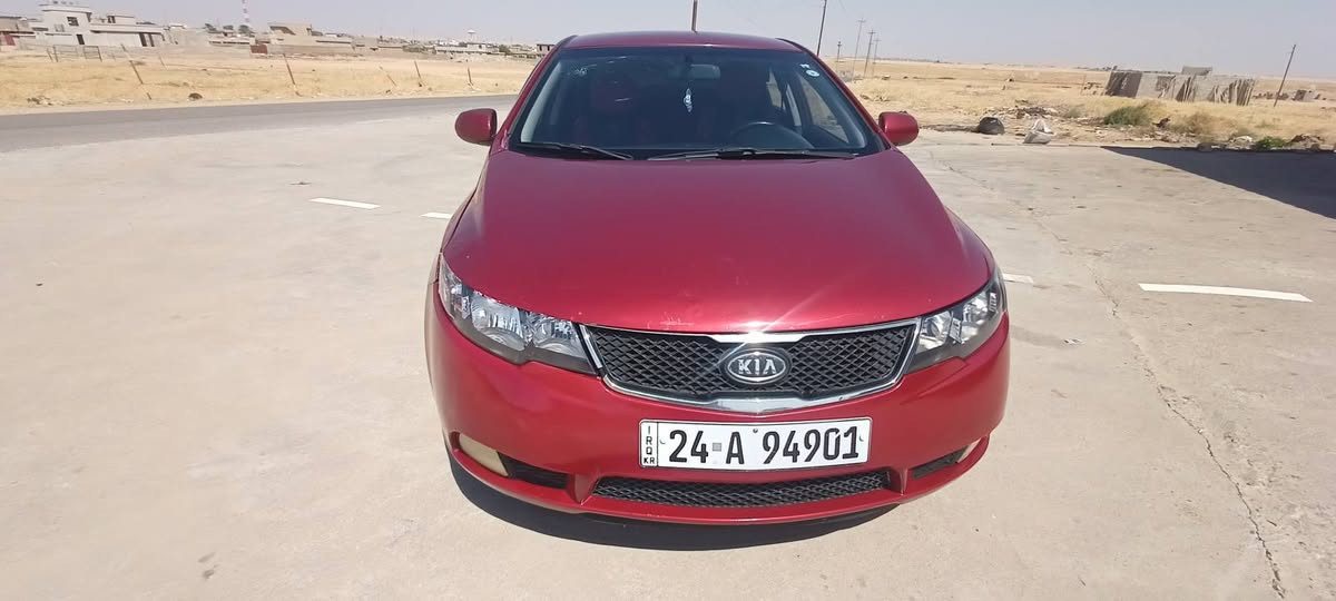 السلام عليكم للبيع كيا سيراتو موديل ١١ بدون صبغ كير محرك تبريد تحويل بشرط مكان موصل ناحية الشورة ***********
السعر88وبيه مجال

