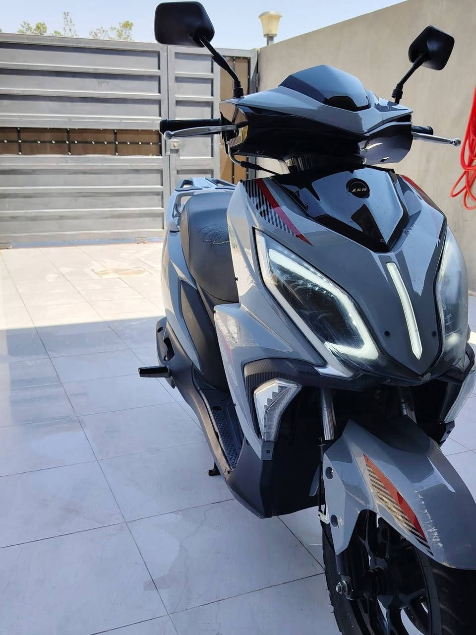 السلام عليكم دراجة للبيع هوندا نوفا محرك 125cc مكينه كفالة كامله الدراجه مابيها كل نقص السعر 450 او بيها مجال للشراي الدراجه اوراق او ضريبه ماكمرك مكان حله محاويل ناحيه الامام رقم ***********
