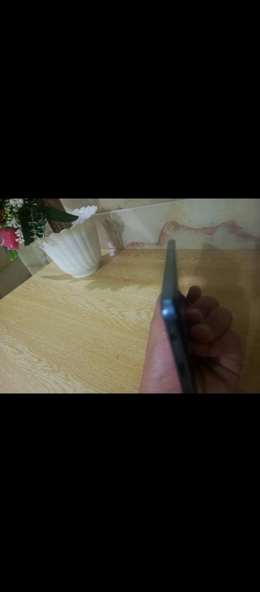 📱 للبيع: انفنكس هوت 40 برو (Infinix Hot 40 Pro) - نظافة فول مع كامل ملحقاته
الجهاز بلادي 100٪ مامبدل بيه أي قطعه و نضيف وخالي من المشاكل
كارتونته موجوده مع الجهاز + شاحنه الاصليه مالته
معالج قوي للألعاب Helio G99 Ultra
شاشته 120Hz سلسه جدا وكامرا 108 ميجابكسل
البطاريه 5000 ملي امبير اداء قوي يدوم يوم كامل
التلفون جاهز من كل النواحي و افحص قبل ماتشتري 
مكان صلاح الدين بيجي
السعر 165 ألف وبي مجال جدا بسيط
تواصل ***********
