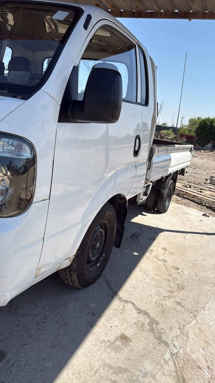 سلام عليكم 
كيا عموشه 2700 
السياره مكفوله من ضربه وصبغ 
بيها بارد قليل تكحيل 
كير مكينه اكسل مكفول 
حداديه خير من الله 
نقصها كمبريسر 
السعر 105 قفل 
مكاني محموديه 
***********
اتصال فقط 
مكلف بنشر الاتصال ع رقم
