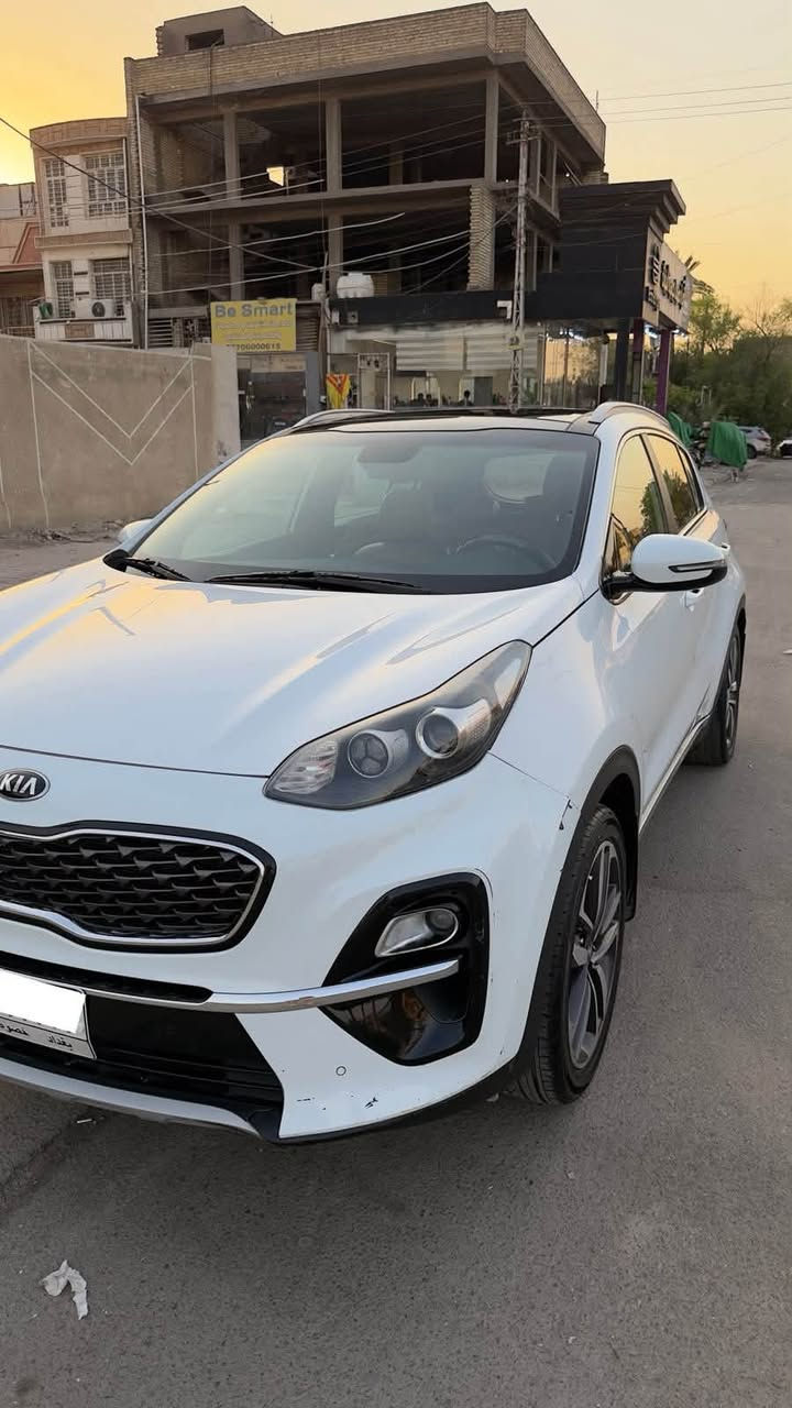 للبيع كيا سبورتاج  2019

 فل كامل 1/1
بانوراما 
بصمة 
كراسي كهربائية 
صندوق كهربائي 
اوتو هواد
سايد بريك  دكمة
نظام انحدار
وبقية المواصفات 
واضحه بالصور
 خليجي
 مواصفات كاملة 
ماشية 81,800 km
بيها طخه مبدل جامرغ الاصلي وبيها بارد بالباب الخلفي اليسار 
بقية الاشياء واضحة بالصور 
سنويه غير مجدده
 الموقع: بغداد/البنوك

 للاستفسار: [واتساب ***********]
173 وبيها مجال حك. الجيه
