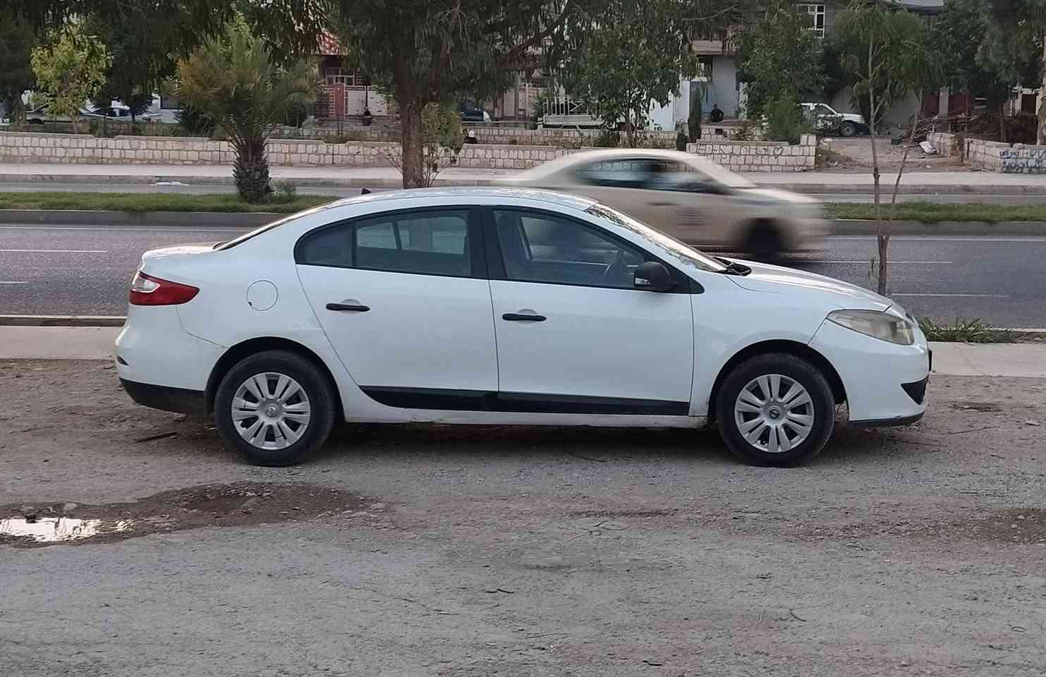 گۆڕینەوەو فرۆشتن  رینو فلونس 2013  گێڕو مەکینەی کرولای 94   سەنەوی لەگەڵە   بەشەرت گێڕو مەکینە   مشتەریت چات بکە یان تێل  ***********
