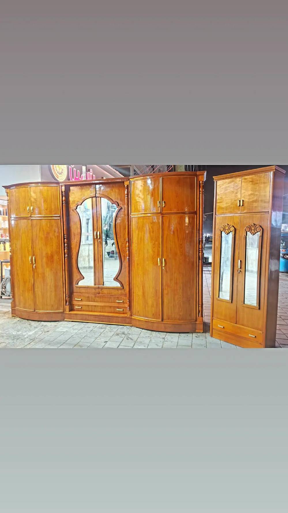 غرفة نوم مستخدم • صاج داخل وخارج • توصيل بكروه