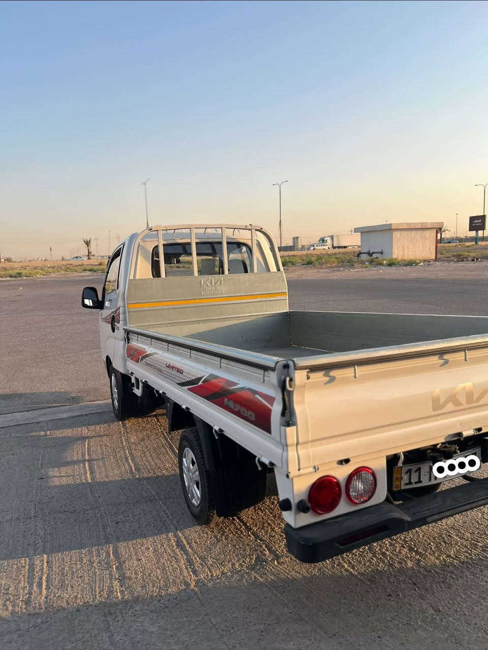 السلام عليكم 
للبيع كيا 2025 رقم بغداد 
فول مواصفات دبل ايرباك ABS 
كأمره وشاشه 
كفاله عامه 
ماشيه 19 الف كيلو متر 
تحويل مباشر 
السعر 165 $ ورقه 
لتواصل 
***********
بيع نقداً 
العنوان بغداد
