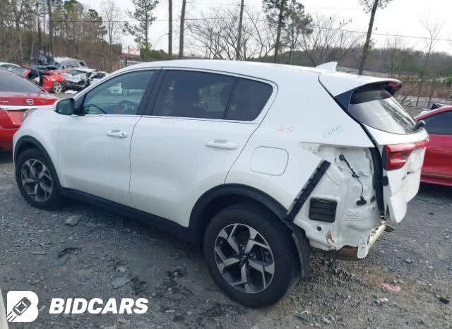 سبورتج ٢٠٢٢ وارد امريكي
حادث صندوق فقط 
نص مواصفات 
رقم بغداد 
السونار مرفق بالصور
بغداد حي الامين
الرقم ***********
السعر 158

نص مكتوب في الصور:
- BIDCARS
- BIDVARS