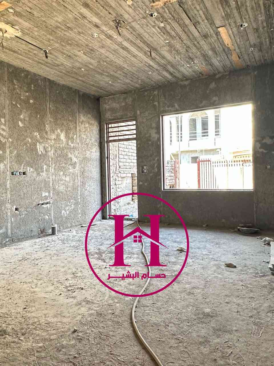 عقار للبيع 

الموقع حي العرموشيه 

المساحه 300 متر طابقين 6 غرف نوم نضام اسويت

العقار باقي على التشطيبات 

الأستفسار الأتصال على الرقم 
***********  او مراسلة الواتس اب 
سيكون الرد على الجميع 

  #حسام_البشير
