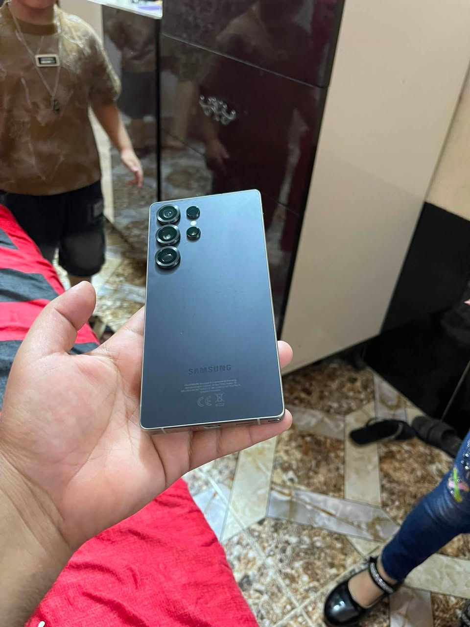 اس ٢٥ الترا ذاكره ٢٥٦ جهاز مامفتوح ولا مصلح تاخذه من بيتي شرق اوسط دبل سيمكارت بدون ملحقات 

سعره ٩٩٠ قفل من الاخير
مكاني بغداد سيديه 

*********** واتساب اخوان السعر قفل رجاءا
