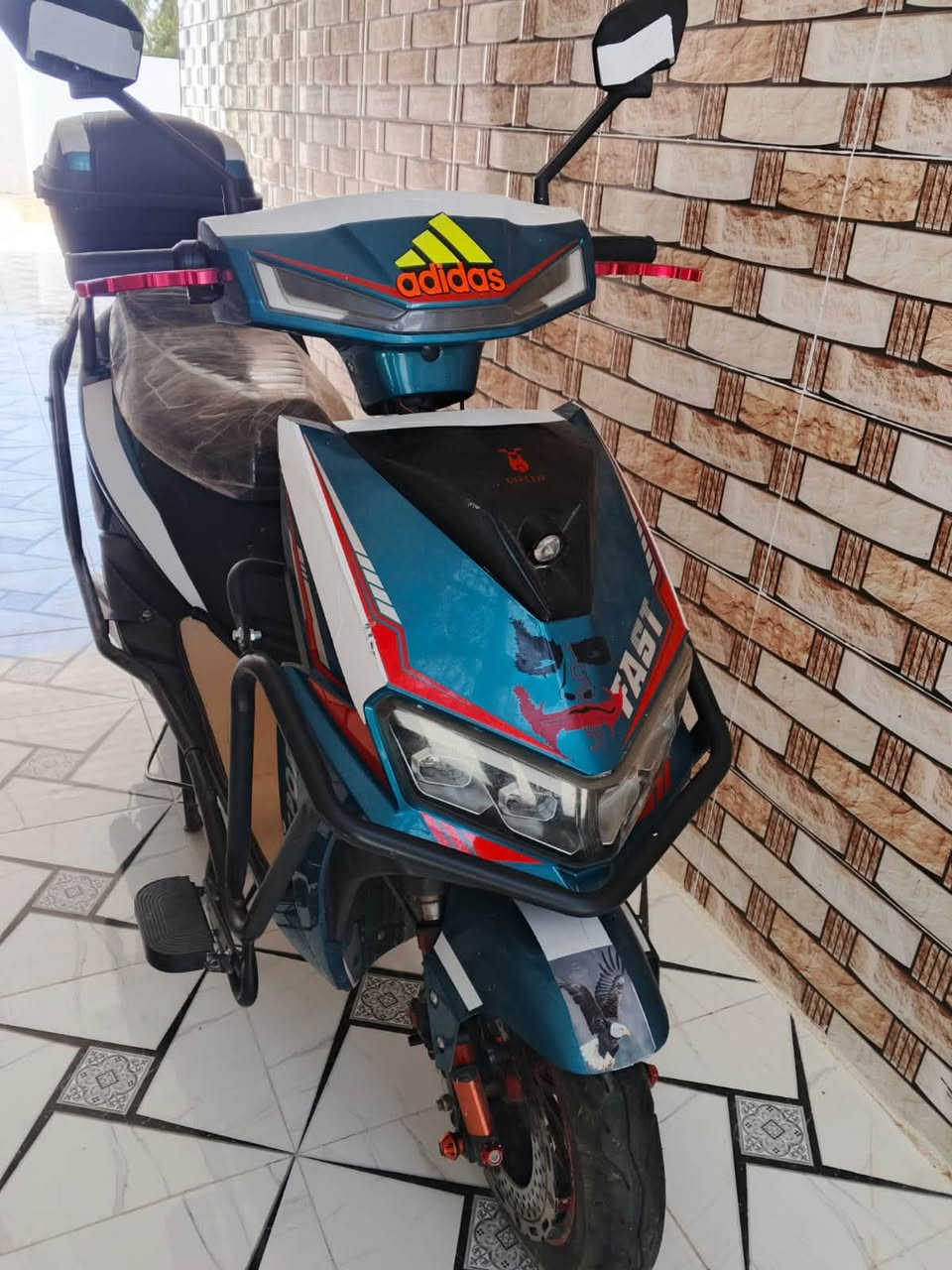 بايسكل شحن لبيع موديل 26 كلش نضيف معنه كلمه فقط بي بطاريه وحده واكفه حجم 12 سعر 500 بيه مجال رقمي ***********
