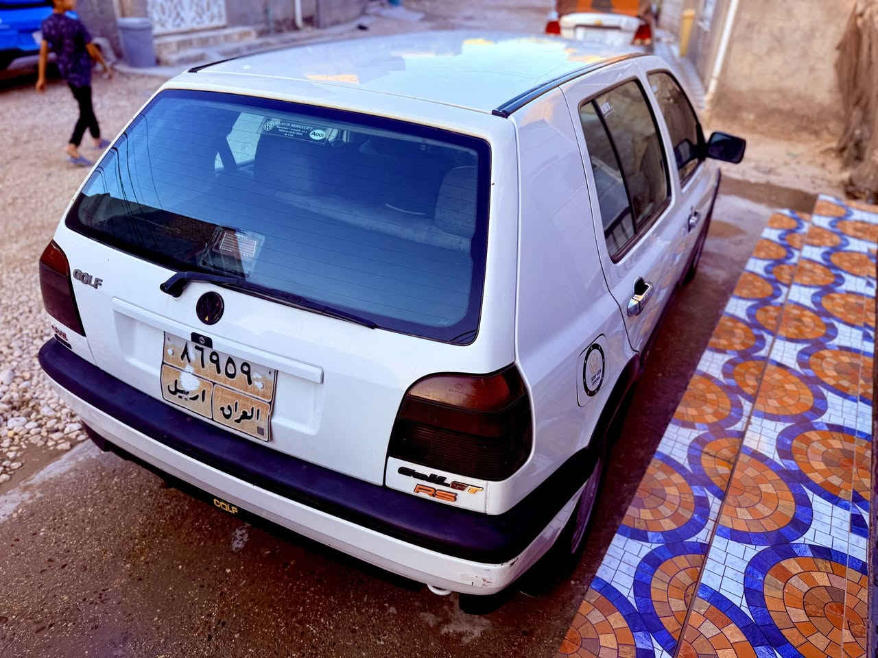 السلام عليكم ورحمة الله وبركاته

🚘 للبيع — فولكس فاغن گولف 1992 🚘

🔹 اللون: أبيض
🔹 المكينة: 1800
🔹 گير: عادي
🔹 رقم أربيل تحويل مباشر

✅ حدادية جديدة
✅ مكينة جديدة
✅ منظومة ماء جديدة
✅ تبريد ثلج ❄️
✅ كهربائيات بلادي

السيارة نظيفة وخير من الله، البنيد فقط صبغ جمالية، والباقي مرتب.
ترايها للبصرة بدون مشاكل إن شاء الله.

💰 السعر: 45 

📞 للتواصل: ***********
