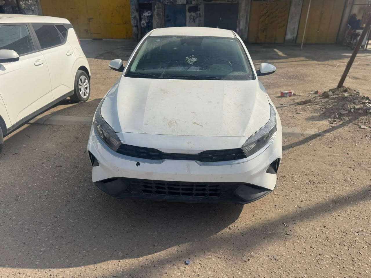 للبيع للبيع للبيع 

كيا فورتي موديل 23 LX ماشيه 16 الف 

منفيس تكدر ترقمها اي محافظة 

ولا قطعه مبدله بيه فقط خشم البنيد مصبوغ 

السعر:- 135 ورقه 

شركة مــان هـايــم
لمزاد السيارات الوارد الأمريكي والكندي 
الكائن في ميسان قطاع 30 شارع المدارس مقابيل مسبح هبي دريم بالقرب من حلويات سيد مصطفى 
بأدارة :-
١- استاذ كرار العبادي
٢- استاذ حسين الطرفي 
***********
***********

نص مكتوب في الصور:
- BIDCARS