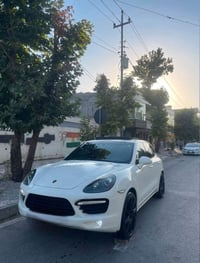 بورشه • ٢٠١١ • فل فول