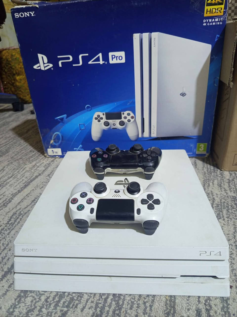 PS4 Pro 
البلي شبه جديد باندل (لون مميز)
تهكير النظام 9.00 ويعد اول و أفضل تهكير مستقر 
الهارد واحد تيرا و يحتوي على 20 لعبة داخل الجهاز 
الجهاز مفتوح لغرض تبديل معجون لا اكثر تفحص و تتاكد 
*********** القرنة, البصرة
