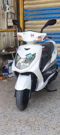 عليكم.... مكلف بلنشر دراجه سكنس فحل كابريتر 🛵 للبيع دراجه سلف وهندر كل...