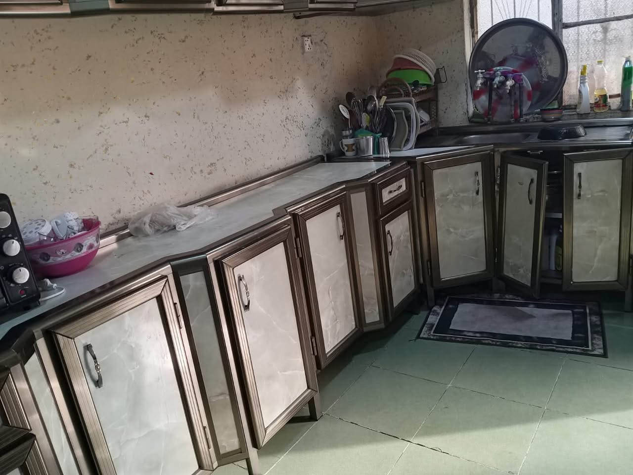 كاونتر • نظيف • ٤ أمتار ونص