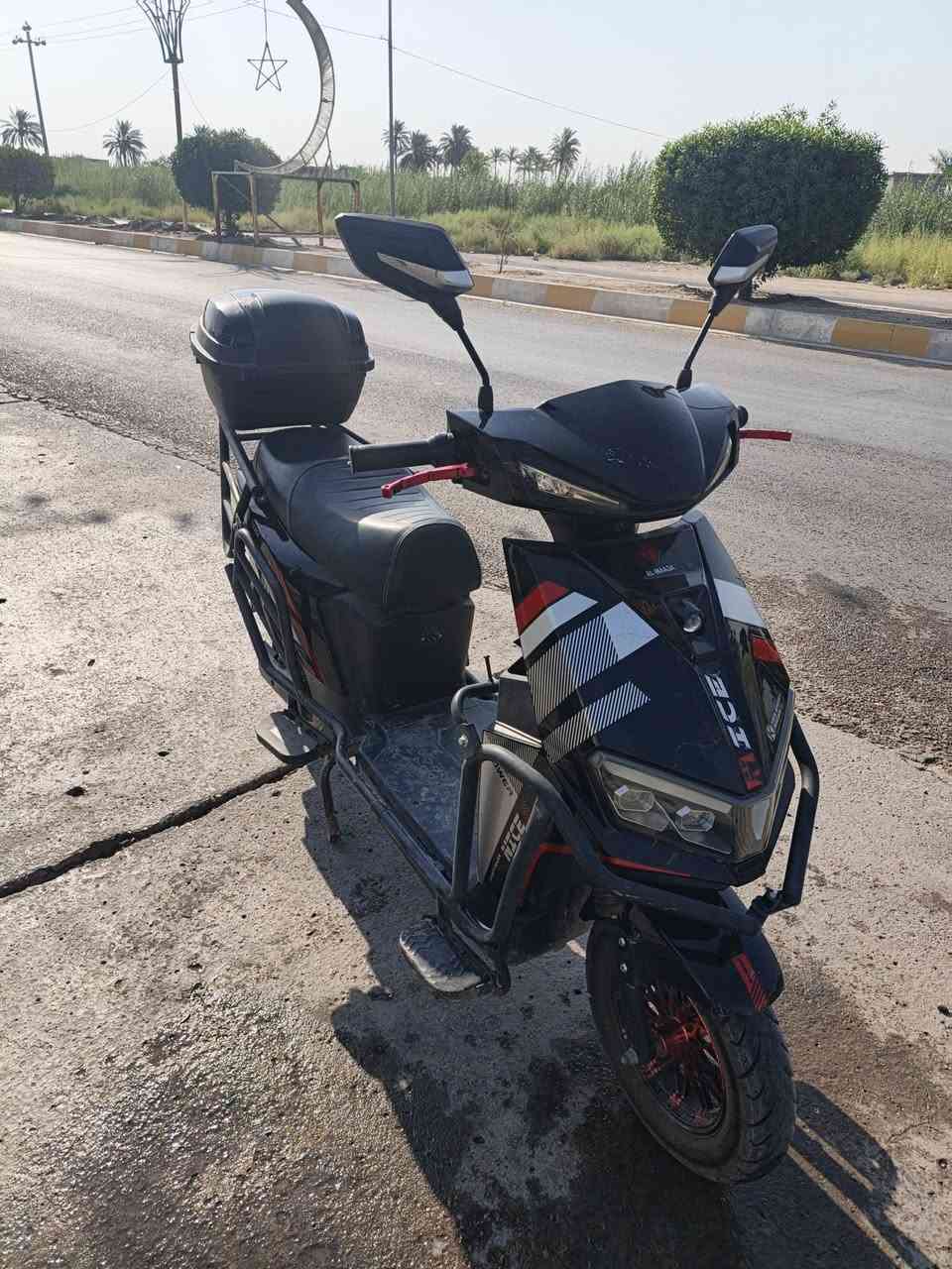 وسلام عليكم موطور شحن سگنس 2025بطاريات نص عمر والباقي زين سعر 600وبي مجال التواصل خاص او على هاذا الرقم***********
