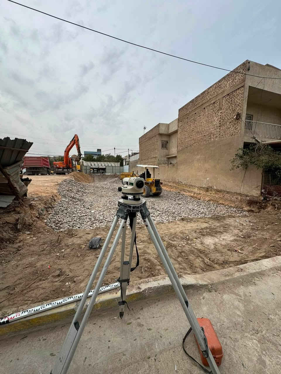 مهندس مساحة
رقم الهاتف:*********** 📞
جانب من الاعمال المنفذة:
🔹 أعمال الرفع المساحي
تثبيت حدود، حساب مساحات، مسح الأراضي،فرز وتقسيم الاراضي 
🔹 أعمال التسقيط المساحي
🔹 إعداد المخططات الهندسية و As-Built
🔹 إعداد الذرعات وحساب كميات
🔹 أعمال التصفير(تصفير الطبقات)
🔹 أعمال إعادة التسوية (Re-levelling)
بأستخدام احدث الأجهزة المساحية Total station,level,gnss 

#مهندس_مساحة
#اعمال_مساحية
#رفع_مساحي
#تقسيم_اراضي
#تصفير_اراضي
#مسح_اراضي
#مقاولات
#تثبيت_حدود
#حساب_مساحات 
#مساح
#تسقيط
