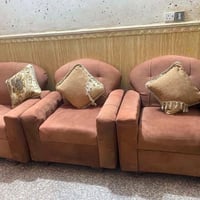 ١٠ مقاعد • سفنج أصلي • دوشمة جديدة