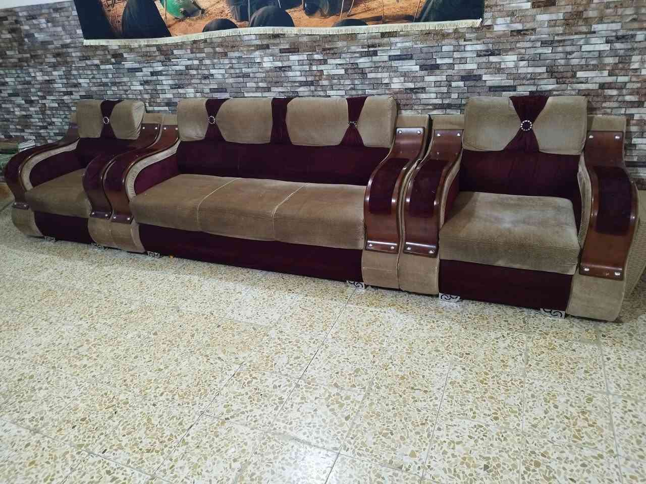 تخم كلش نضيف ومامتعوب ابد وحلو للبيع سعره 225 وبي مجال ***********
