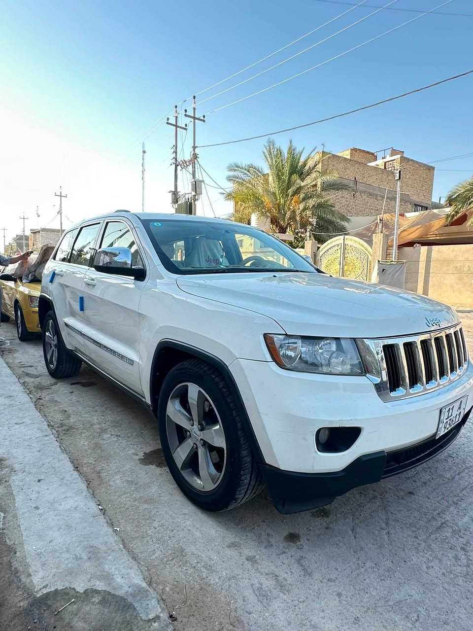 جيب كراند شيروكي موديل ٢٠١٢رقم بغداد بسمي تحويل كير مكينه كفاله عامه بيهه صبغ قبق جنطه كد شبر وباب الي وره السيايق تقريبا ربع والباقي كفاله 
السعر ١٤٥مكان واسط الصويره /
 ***********
***********
