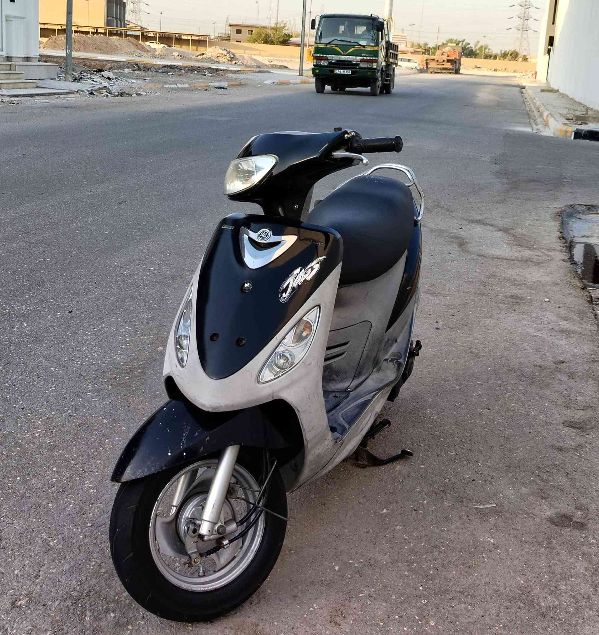 السلام عليكم دراجه ماكس للبيع
الدراجه نضيفه شوفت عينك كفاله مامفتوع بيه برغي كلشي بيه بلادي وين مايعجبك افحص السعر 950 وبيها مجال بسيط  ***********
