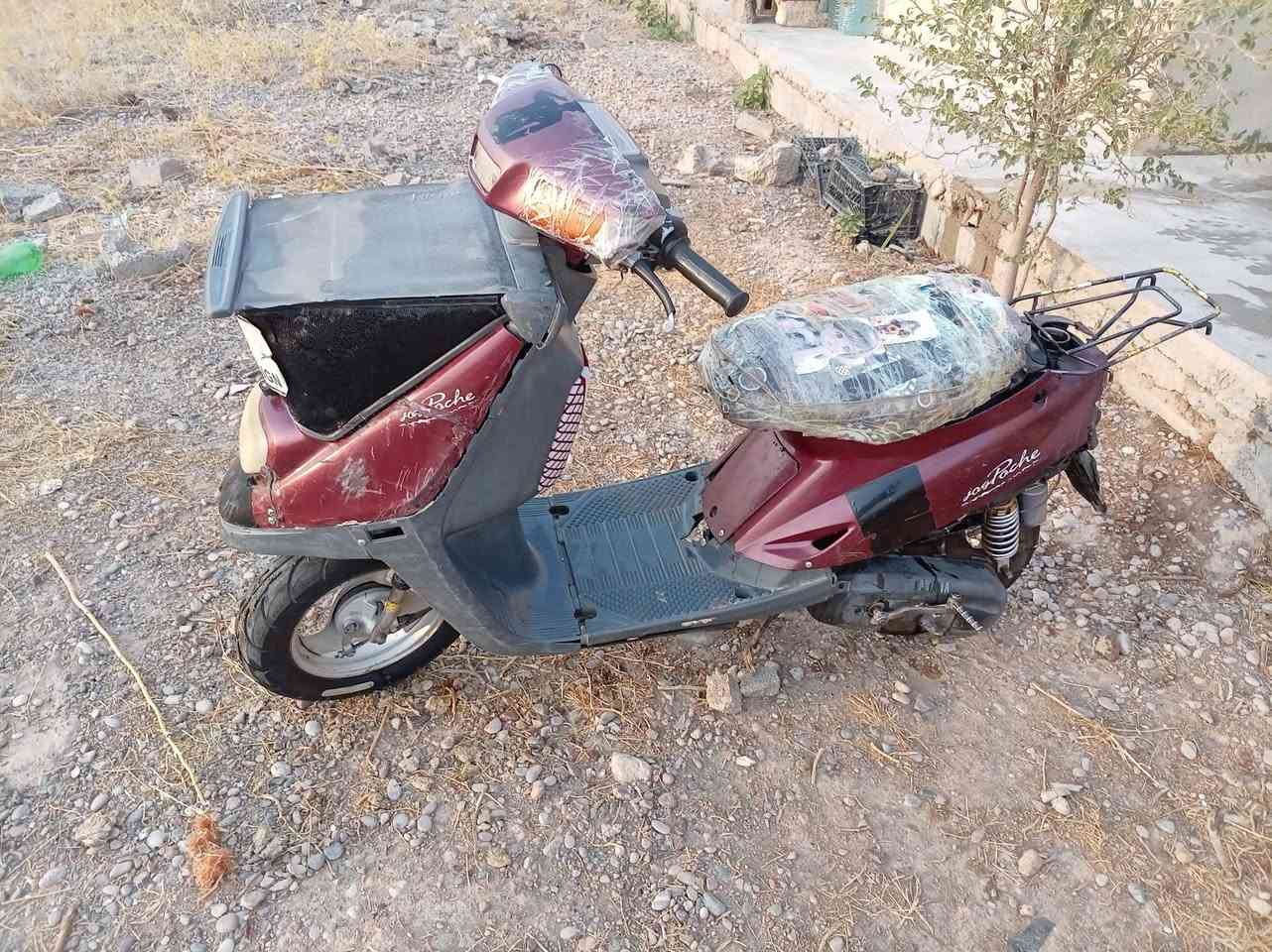 السلام عليكم موطور يامها البيع و ترهم مراوس
السعر 150وبيه مجال 
مكان الزاب قريه الصباغيه
اللستفسار عل

***********
