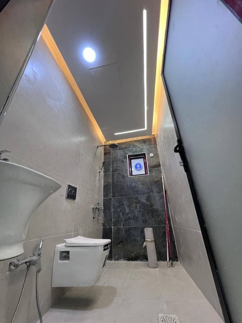 جبنالكم 🫵بيت 🏠العمر👌

دار للبيع مساحه 150 متر 

حي الجهاد مربع ديوان مخابرات 

خمس غرف نوم 😴 

كراج حديقه صاله مطبخ حولي مع صاله داخليه 

وغرفه نوم 🛌 في الطابق الأرضي 

الطابق الثاني 

ثلاث غرف نوم مع حمام 🛁 

طابق ثالث 

غرفه بيتونه صطح للاستفسار 👇

***********شركة ارض الخير #عقار #عقارات #عقارات_للبيع #عقاراتي #عقارات_العراق #العقارات 
#المقاولات_العامة #مقاولات #مقاولات_عامة #البناء #البيع #الشراء 
#عقارات
#للبيع
#الجهاد
