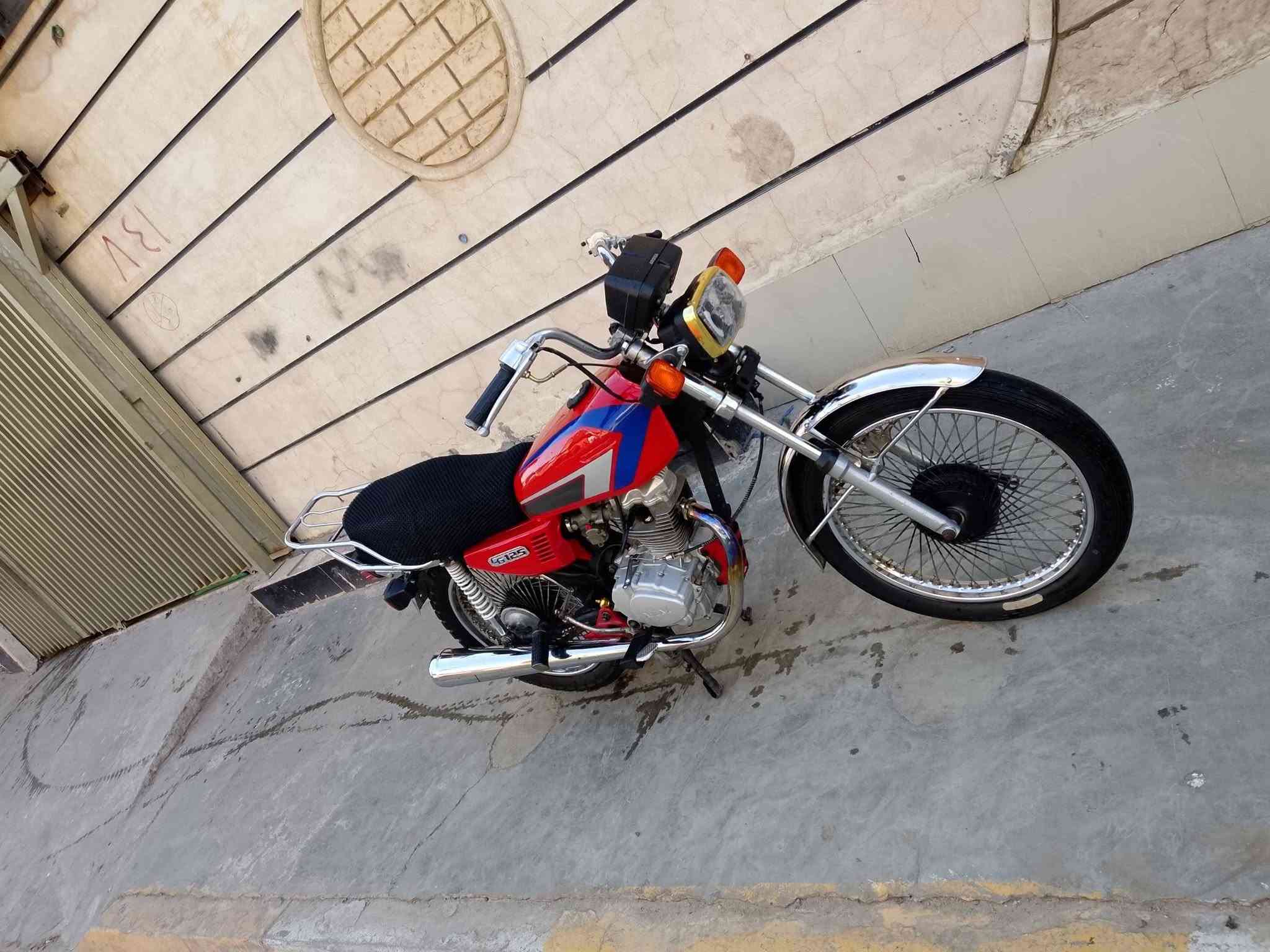 يالله ♥️ 
سلام عليكم 
دراجه موديل 2021 اوراق موجوده 4 كير كهربائيات كلها شغاله نكره هندر دراجه خير من الله نضيفه وكامله مكمله السعر 475 وبيها مجال بسيط عنوان بغداد حي النصر ***********
