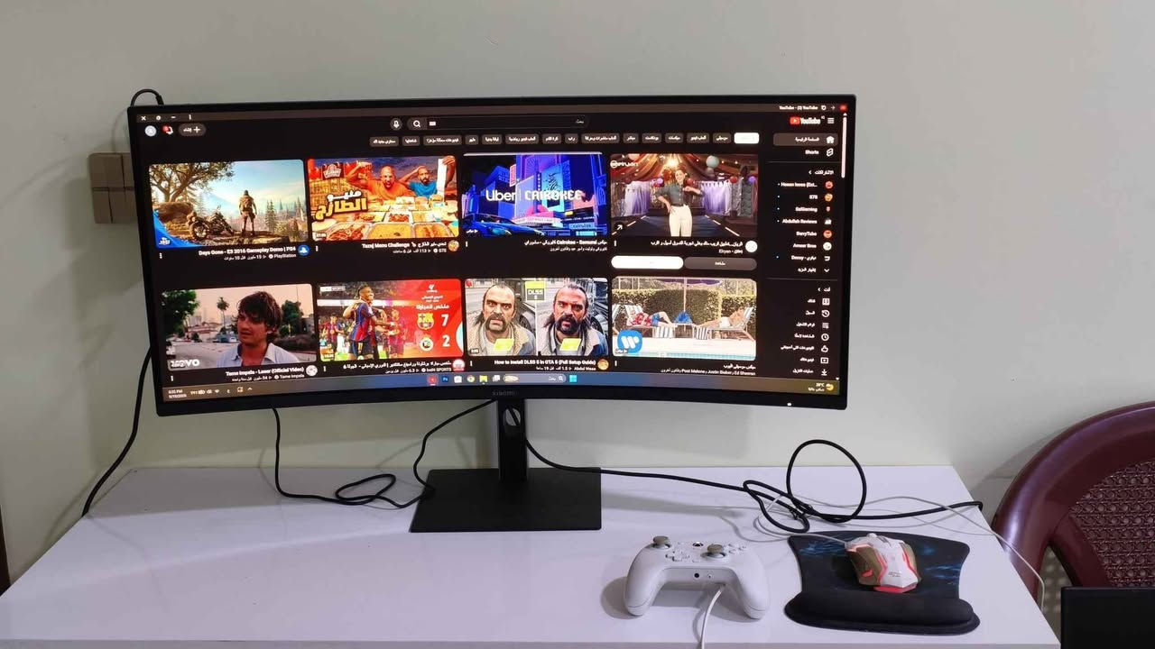 للبيع: شاشة ألعاب شاومي منحنية (Xiaomi Curved Gaming Monitor G34WQi) بحجم 34 بوصة  
​الحالة: استخدام 19 يوم فقط يعني ضمان شبه كامل، نظافة 100% (أخت الجديدة) ويا الكرتون وكامل الغراض والملحقات، خالية من أي عيوب أو شخوط.
​المواصفات الأساسية:
​الشاشة: 34 بوصة منحنية لتجربة ألعاب ورؤية محيطية ممتازة.  
​الدقة: WQHD فائقة العرض.
​التردد والاستجابة: 180Hz وسرعة استجابة 1ms.  
​السعر: 320 ألف دينار (سعر الجديدة بالسوگ 360 ألف)، وبيها مجال للشراي الجاد.
​المكان والتسليم: الموصل - حي الشرطة (البيع داخل الموصل فقط وماكو توصيل، الاستلام وفحص وتجربة الشاشة بالبيت).
​للتواصل والاستفسار: خاص أو الاتصال على الرقم: *********** موصل, نينوى

