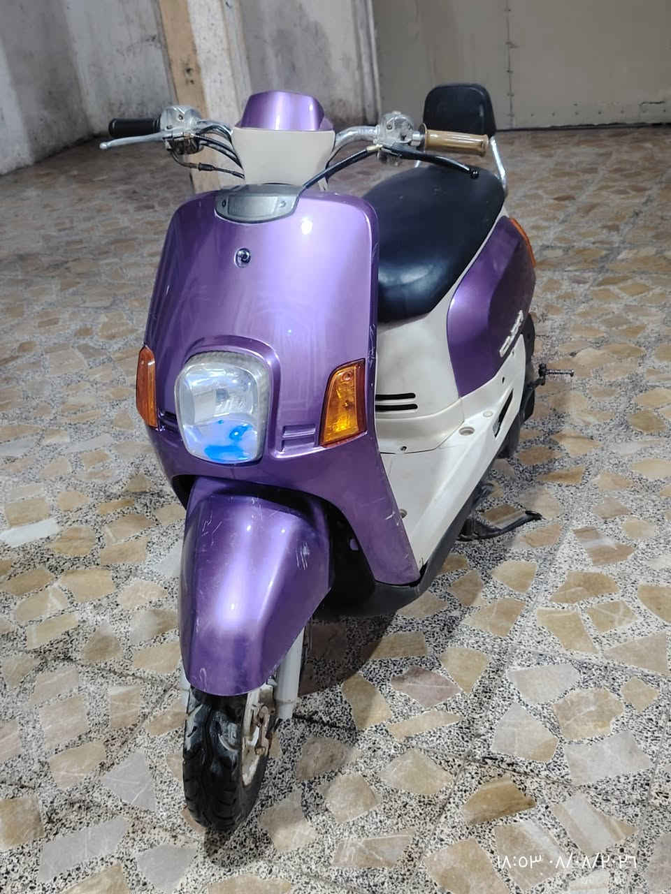 ابوليس البيع وراق دراجه حلوه وناعمه مكينته بلادي 49 كهربايات شغالات آبس عوزه باتري سعره اب 550 وأبيه مجال ***********
