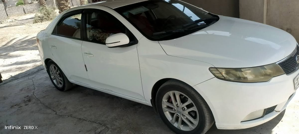 كيا سيراتو موديل 2011 بغداد بأسمي كير محرك مكفولات حدادية امامي خلفي جديد تبريد ثلج شاشة تحكم ستيرن  السعر 95 أو مراوس بتوسان مع الفرق مكان السيارة بغداد المحمودية ناحية الرشيد 
*********** واتساب 
‏‪***********‬‏

نص مكتوب في الصور:
- Infinix ZERO X