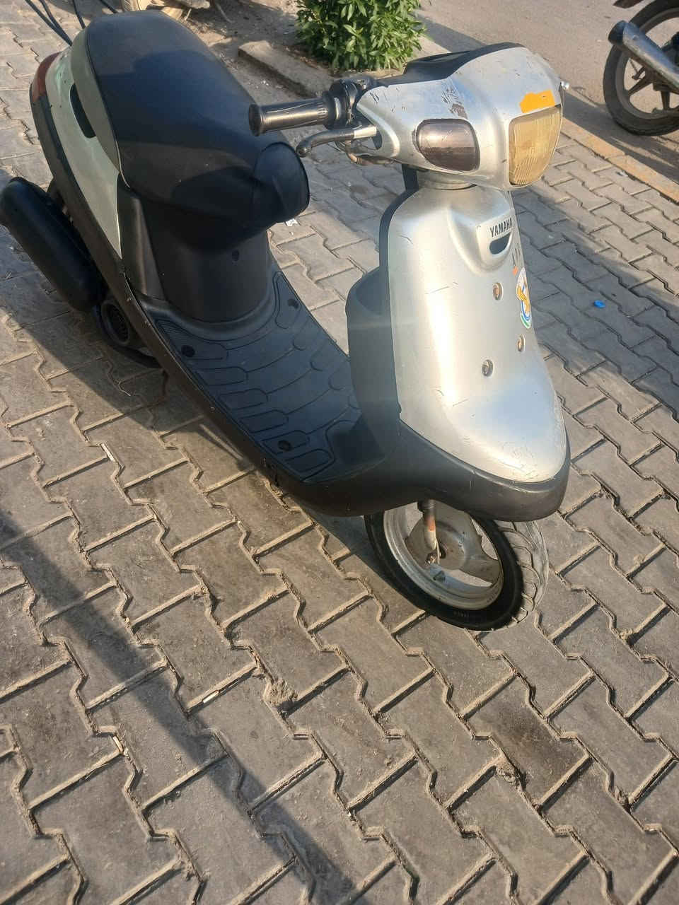 سلام عليكم بطه دبل 
كهربايات شغاله اشاير لايت هورن سكن 
سلف شغال 
شاصي مكفول 
مكينه حلوه 
مجفته 
سعر ٢٥٠ 
***********
كربلاء مقابل مستشفى العباس

