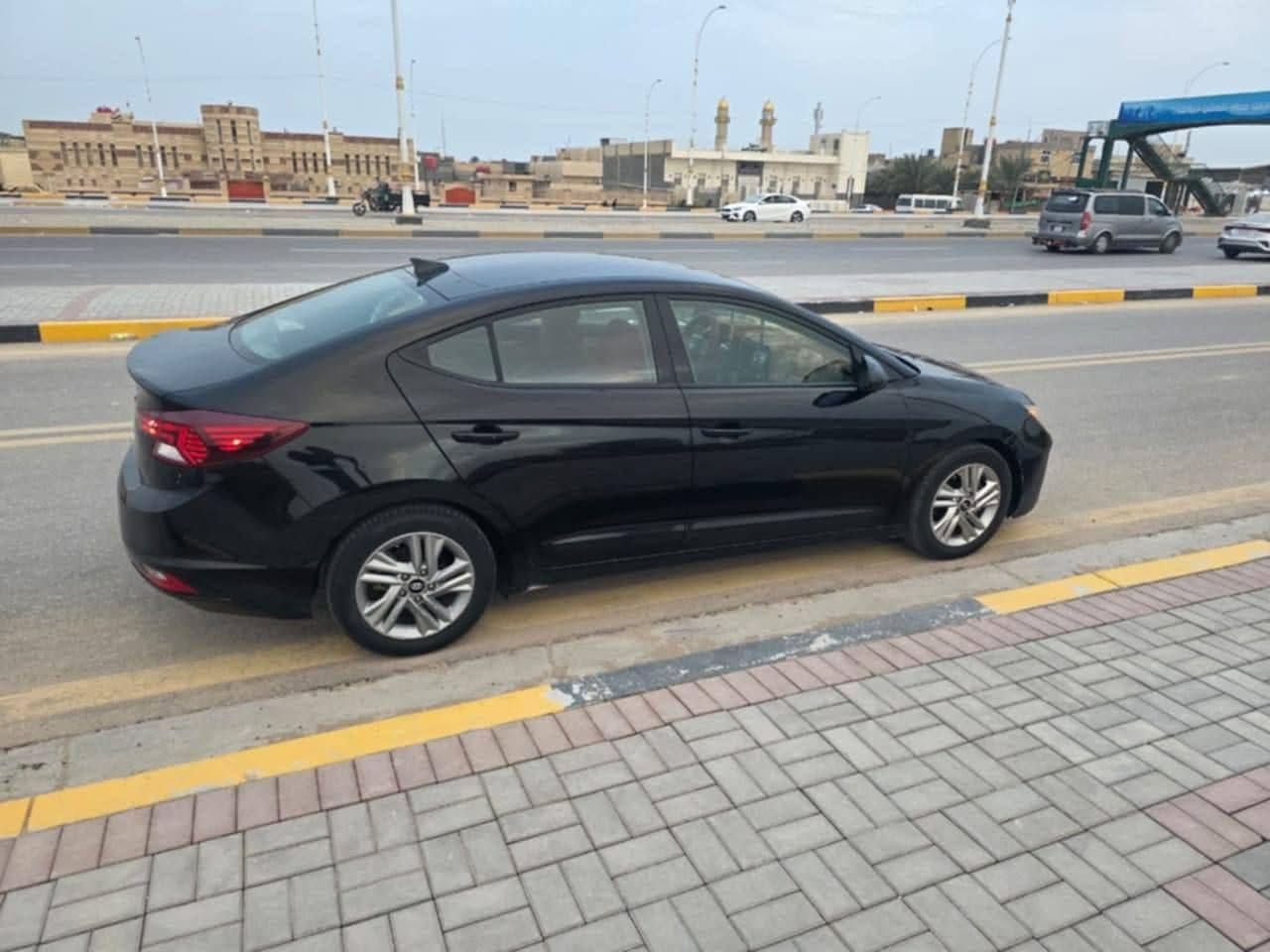 السلام عليكم إخوان 🚗✨
الانتر للبيع، موديل 20، الوارد أمريكي.
السيارة معوقين، ونصف فول، وحلوة وجاهزة على آخر حبة. 🤩
​🔹 تخم تاير جديد
🔹 حدادية جديدة
🔹 صدر جديد
🔹 حدادية الخلفية جديدة
​السيارة ما ناقصها اي شيء تبارك الله! ✨
السعر: 115 (وبيه مجال). 💰
ترهم مراوس وترهم بيع (إذا عندك سيارة مراوس حسب القناعة دزها إلي على الواتساب، لا تنزلها بالتعاليق). 📲
​⚠️ ملاحظة: لا تراسل بالماسنجر لأن ماسحه، فإذا تحب أي استفسار يرجى الاتصال على الرقم أدناه 📞👇:
​📞 ***********
