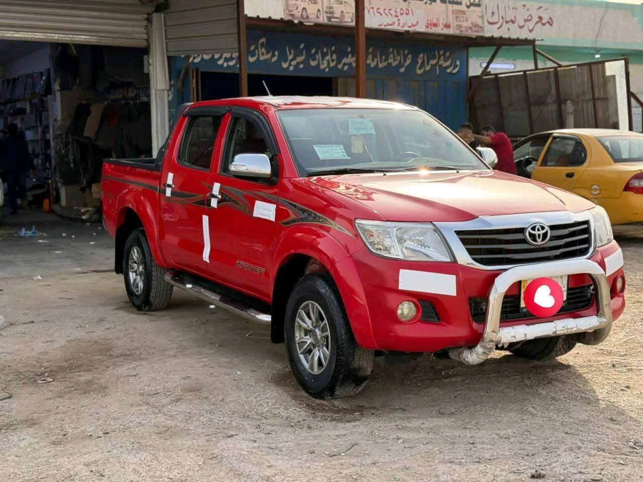 سلام عليكم للبيع نوعTOYOTAمكفوله كفاله عامه اوتماتيك محرك كير جديد رقم واسط نكليزي بسمي تبريد ثلج 🥶 وتدفءه سدر جديد تايرات جدد محرك جديد كير جديد بيه بارد ربع اصبع ب جاملق وبنيد سعر200 رقم الهاتف***********