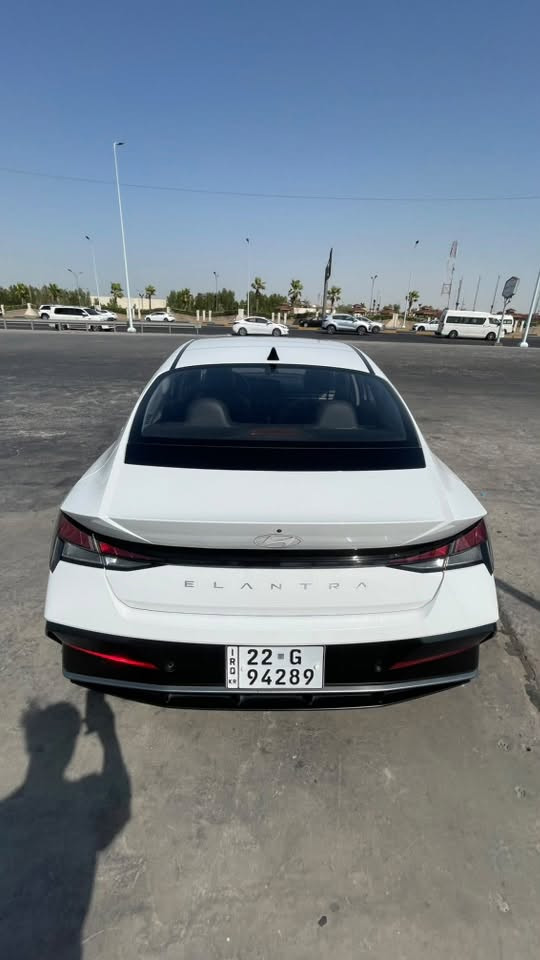 النترا 2024  تجميع الصين  ماشية 24000الف كيلو بيها   شخوط بالباب  الخلفي والجاملغ  عكس جهة السايق  وشبر بالدوسه  الفيديو موضح  الضرر مصلح وكامل العنوان البصرة الزبير السعر 128 ورقه وبيها مجال  الرقم  ***********
